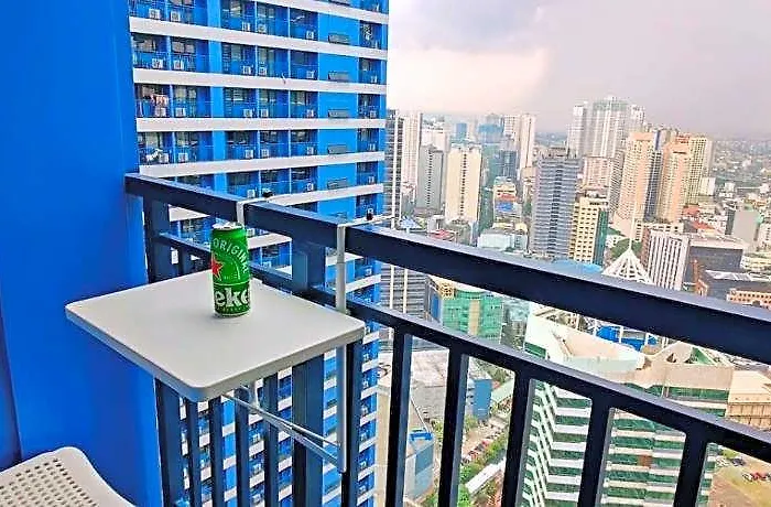 Hotel Air Residences 1-bedroom In Makati 5*