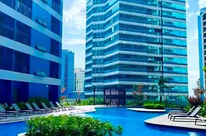 Hotel Air Residences 1-bedroom In Makati 5*